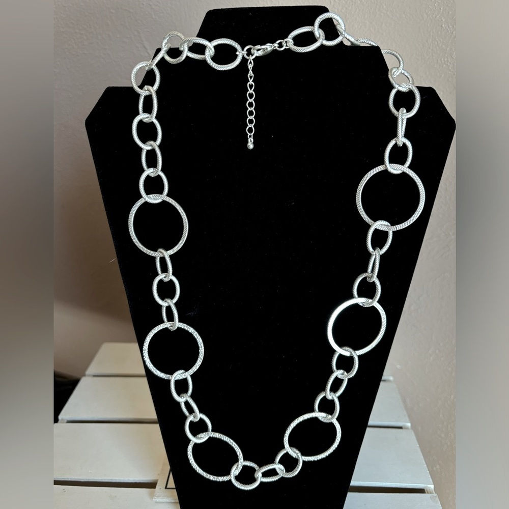 Silver Textured Link Statement Necklace - image 2